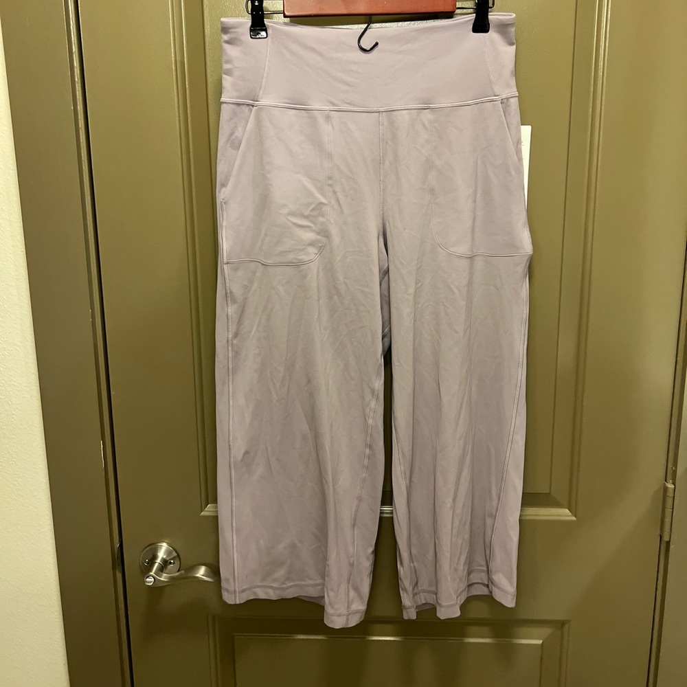 Align wide leg crop